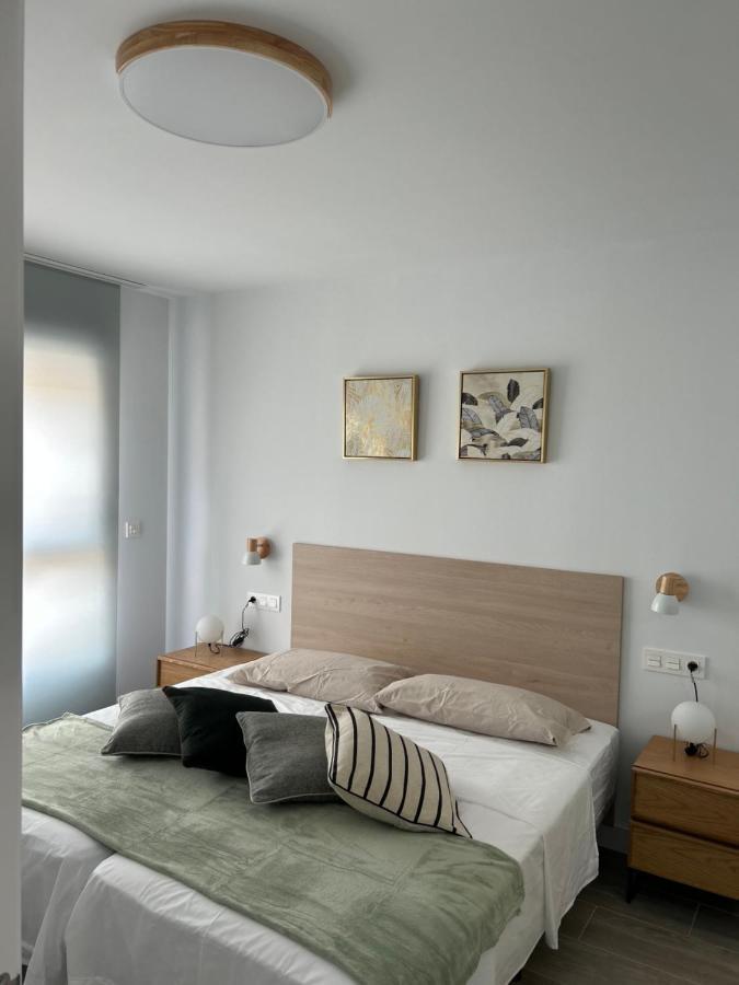 Apartamentos Breton 17 Double Deluxe Alicante Exteriör bild